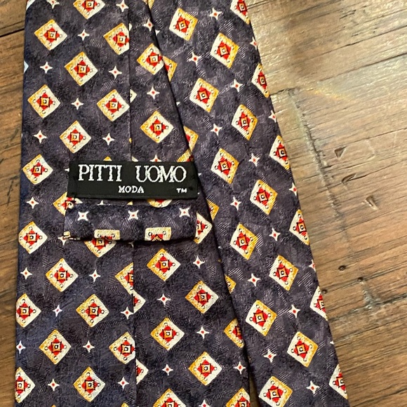 Putti Uomo 100% Silk Tie Gold & Gray & Red EUC - Picture 7 of 8